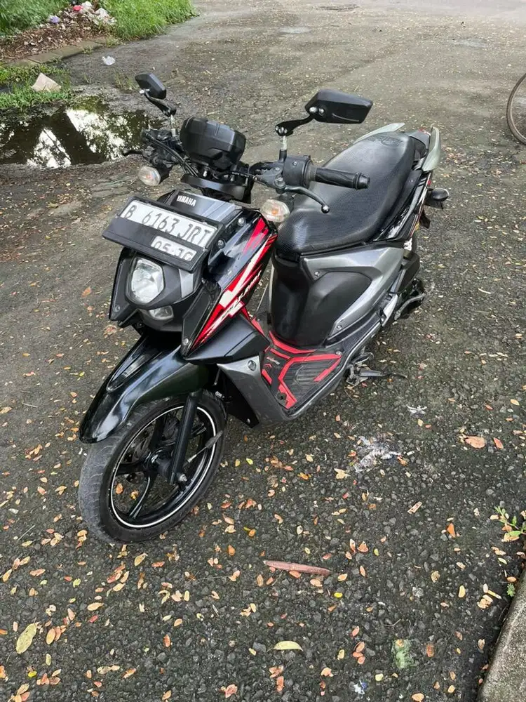 Yamaha Xride 125 Cc Hitam Gloosy