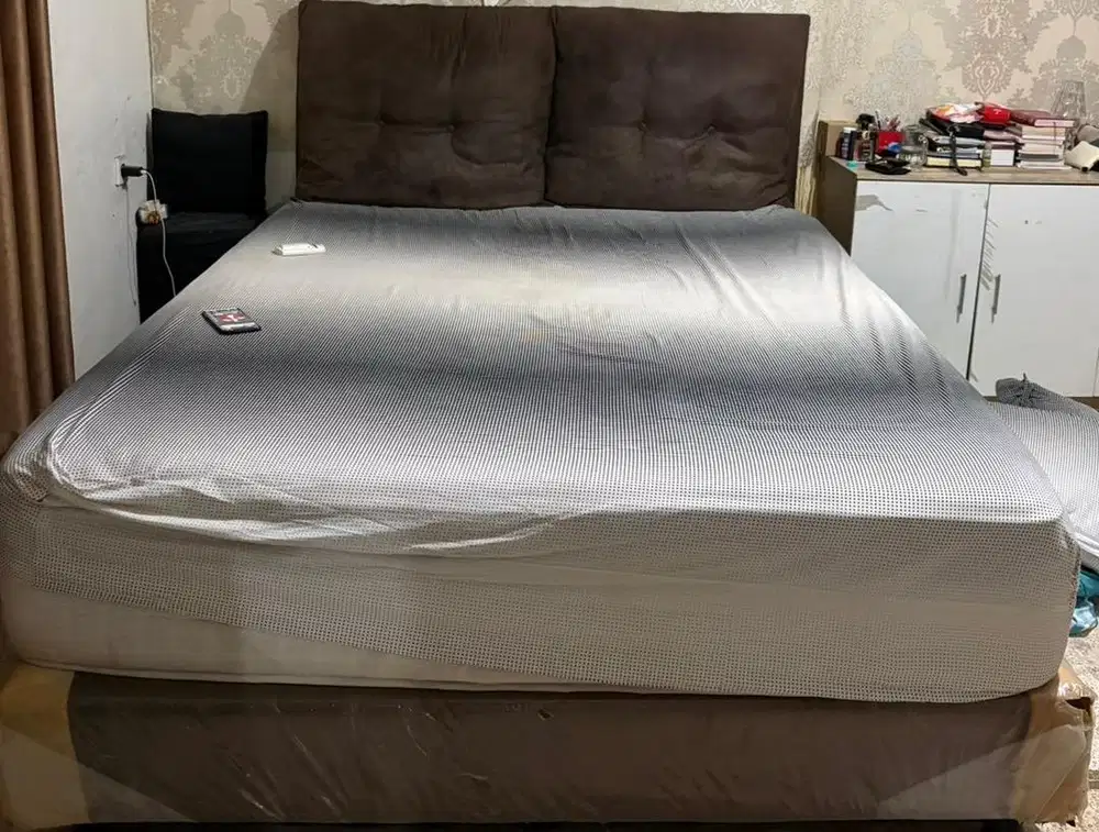 SPRING BED SET DIVAN (Preloved)