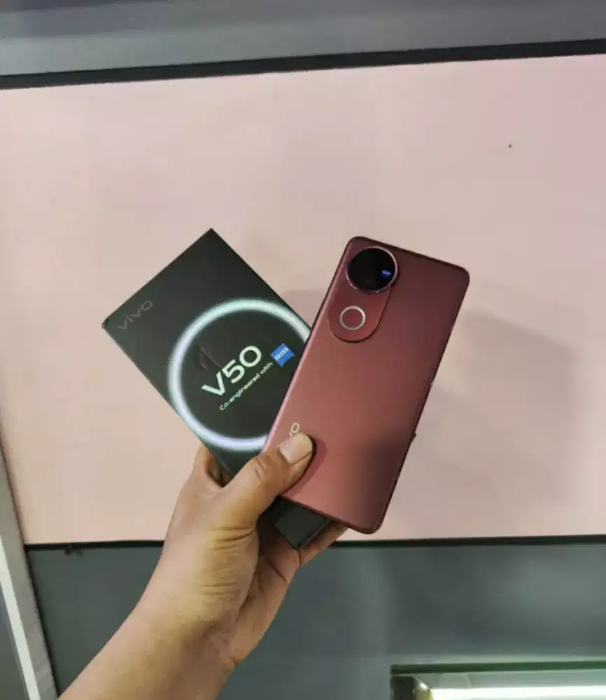 Vivo V50 12/256gb fullset