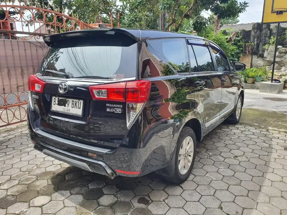 Toyota innova reborn bensin type G matic 2016
