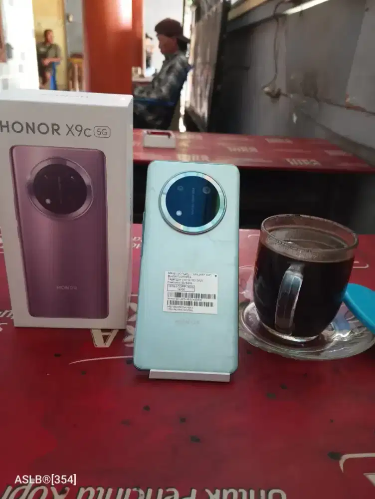 Honor x9c ram 12gb penyimpanan 256gb