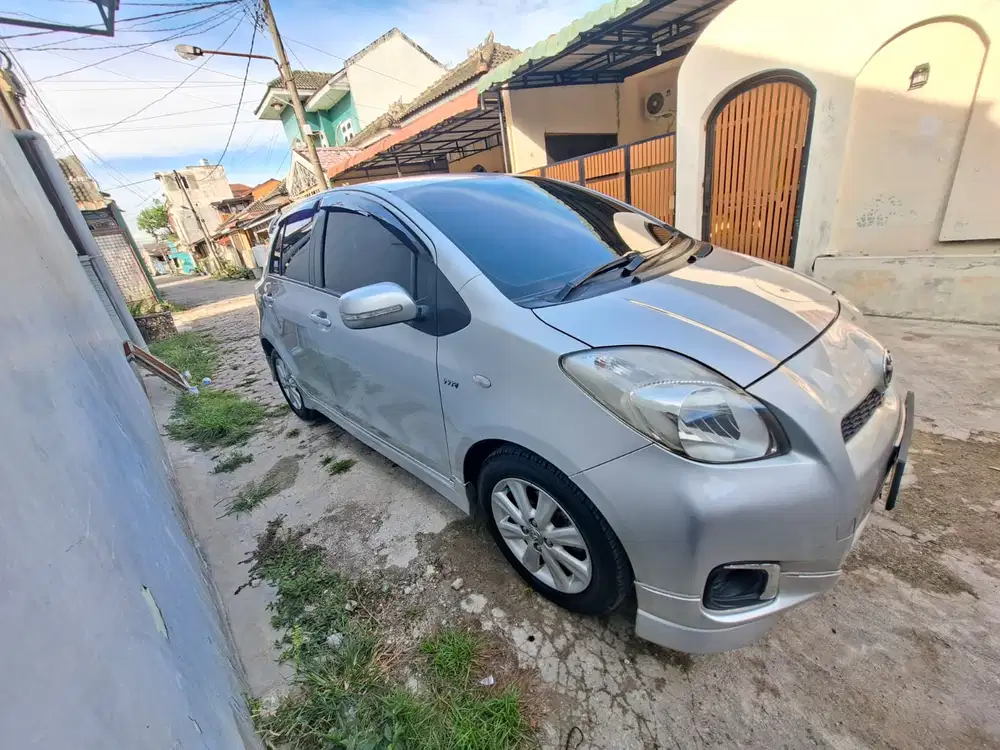 Toyota Yaris 2012 Bensin