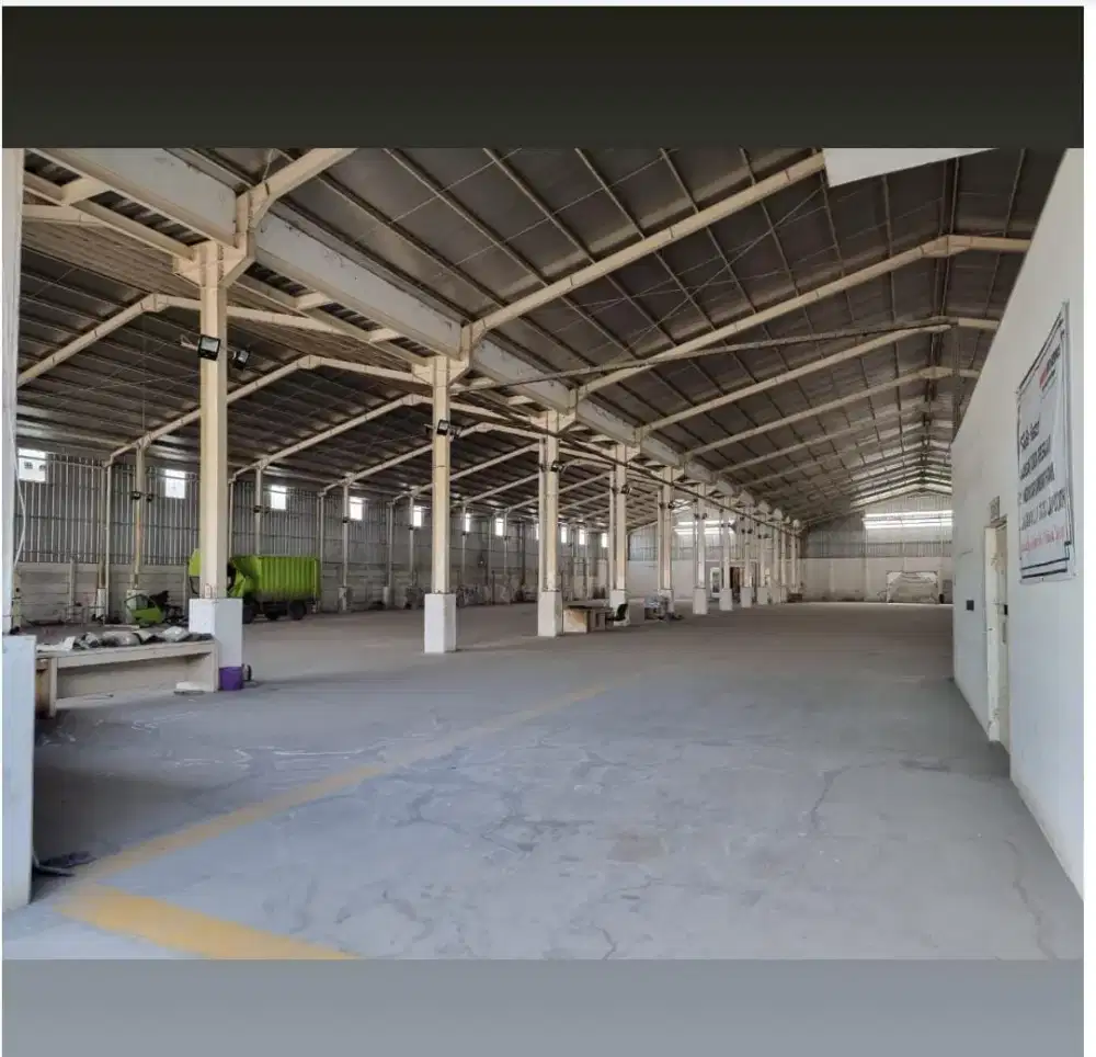 DISEWAKAN GUDANG/WORKSHOOP STRATEGIS DIPINGGIR JALAN  BEKASI UTAR