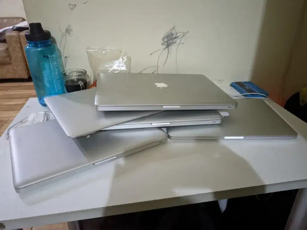 Jasa Service HP & Laptop – Ganti LCD, Baterai, Install OS, Custom ROM