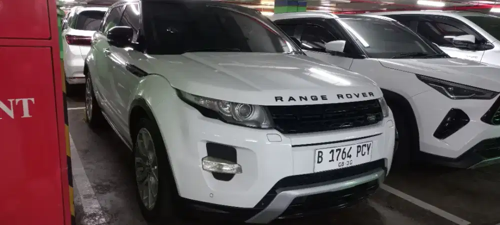 Land Rover range evoge 2013 Dinamyc luxury S14 2.0 tipe tertiggi