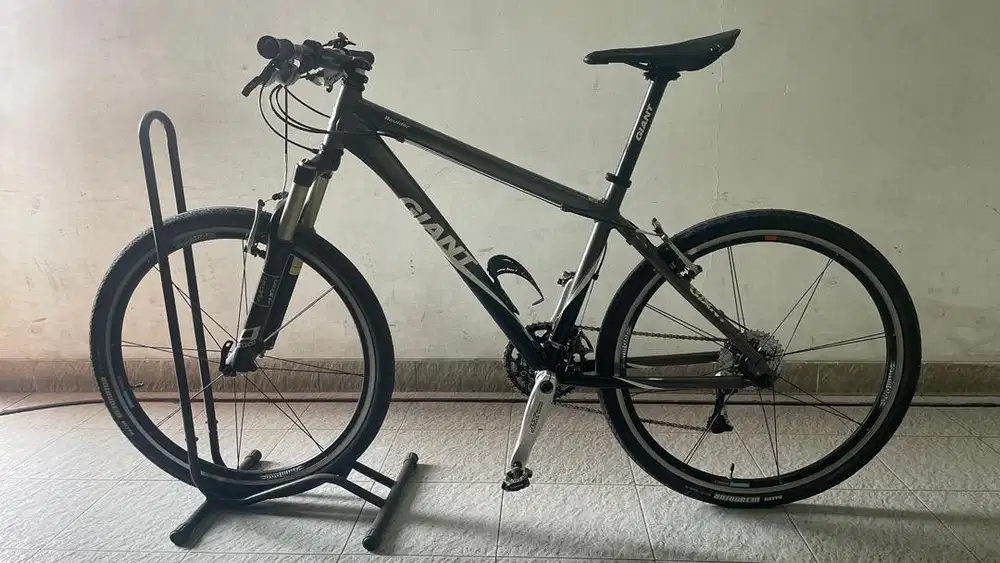 Dijual FULL BIKE MTB GIANT