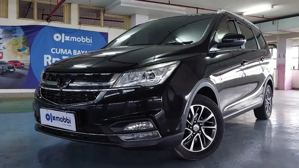 TDP 7,JT,  Wuling Cortez 1.5 CT L Bensin-AT Hitam 2019