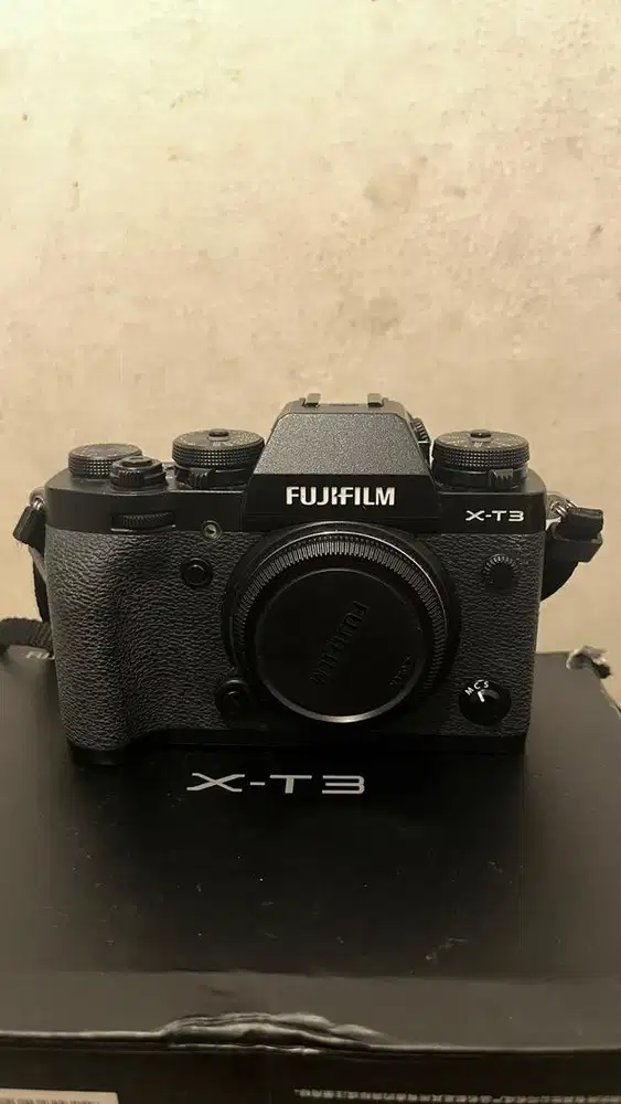Kamera fuji xt-3 lensa X56 f 1,2