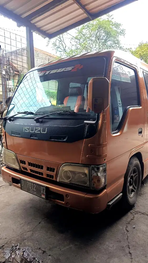 Isuzu Elf 2011 Diesel