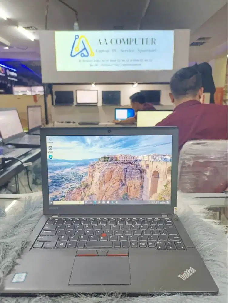 LAPTOP LENOVO THINKPAD X260 | I3 GEN 6 | RAM 8GB | SSD 256GB