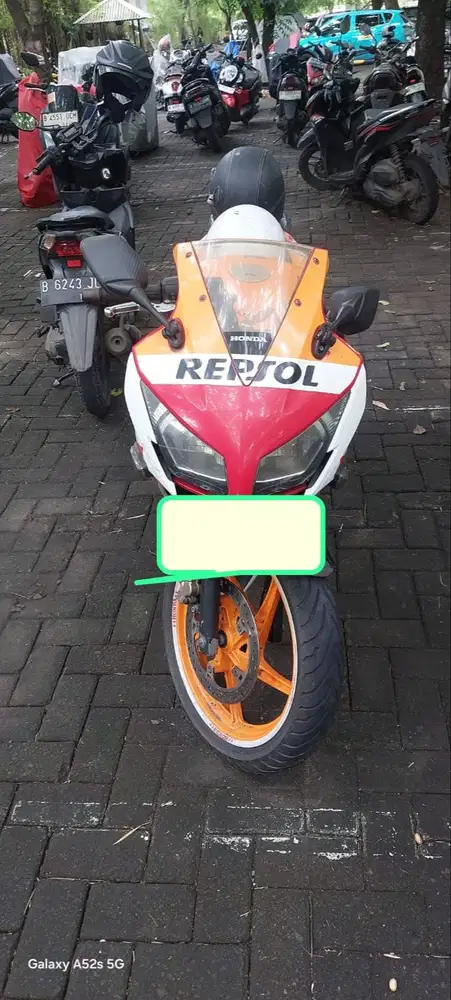 Dijual Honda CBR K45 Tahun 2015