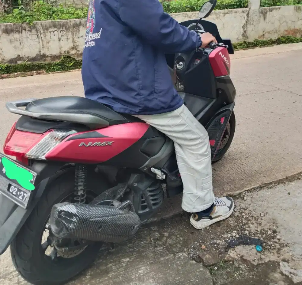 nmax old 2017 warna merah