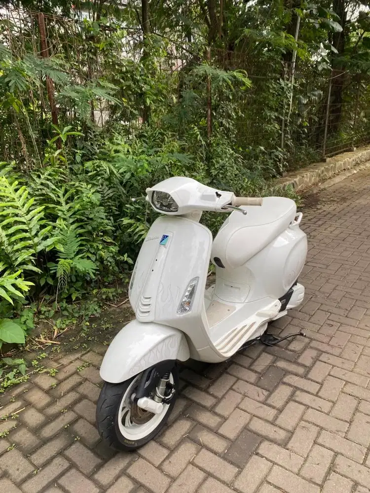 vespa sprint justin bieber