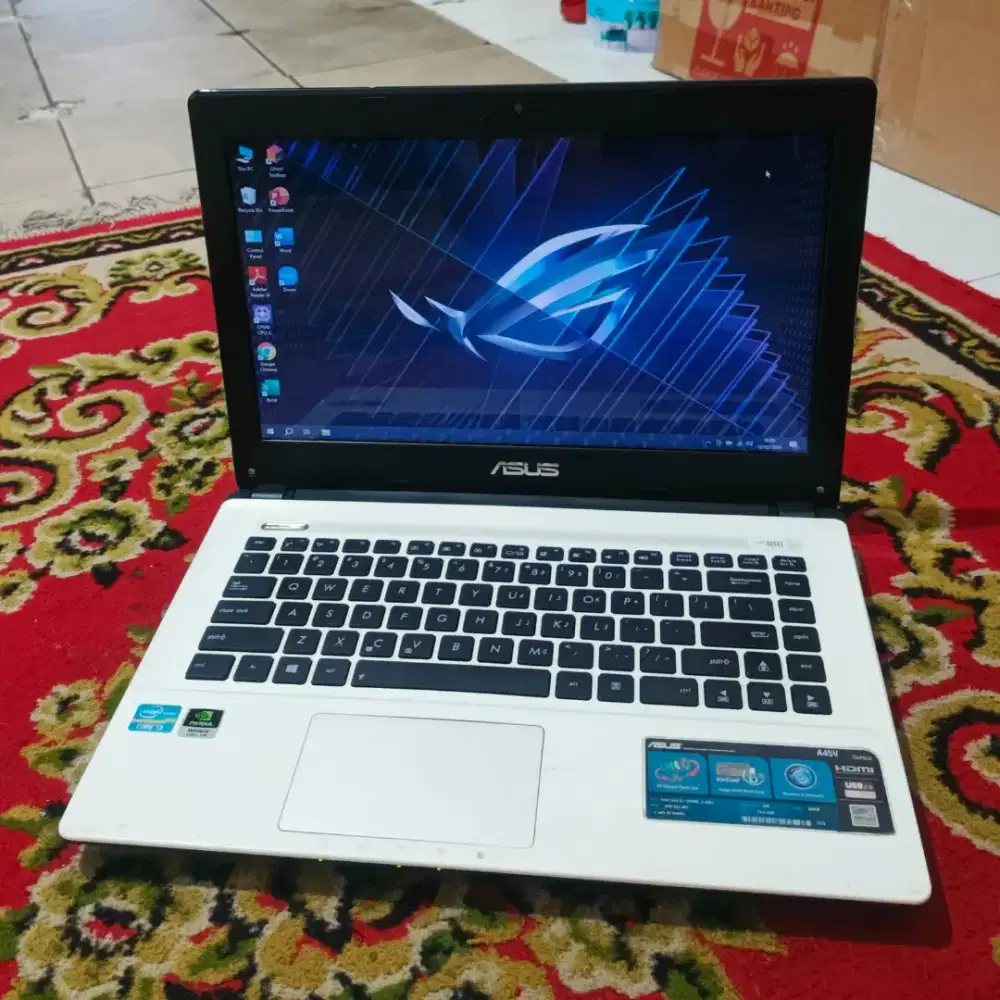 Asus K45VD 14inch core i3 Nvidia 610m Ram8GB/hdd320GB bogor