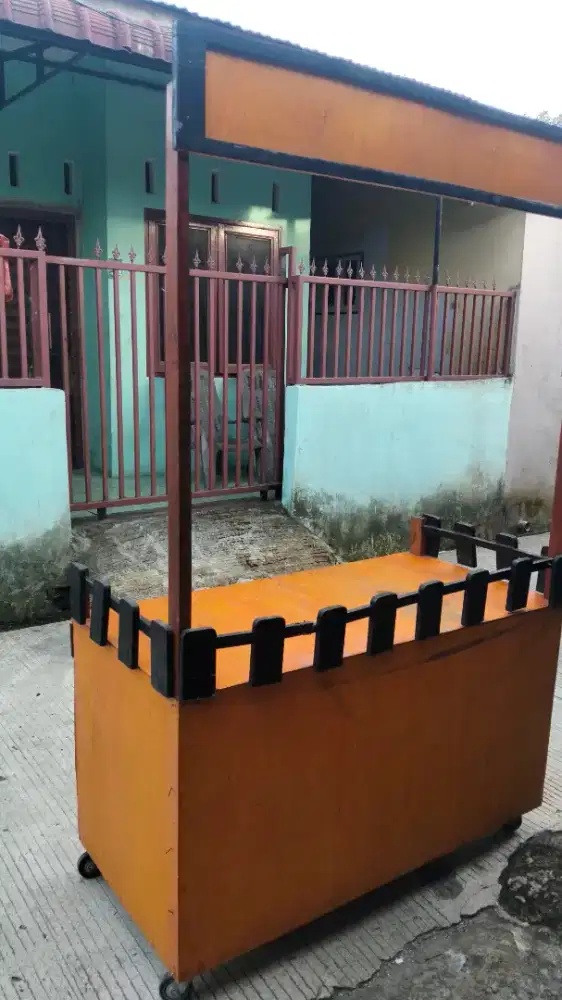Gerobak/steling jualan!
