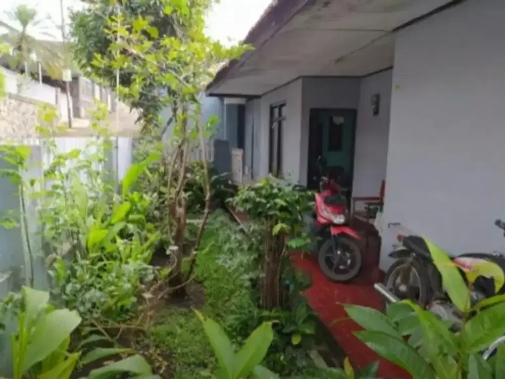 Dijual Rumah Tua komplek Cibaligo Permai Cihanjuang Cimahi.