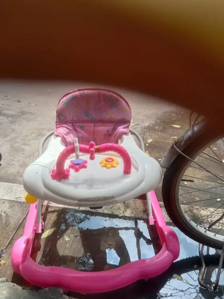 Baby. Wolker. Family. Pink