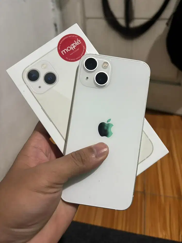 iPhone 13 128 GB Starlight iBox