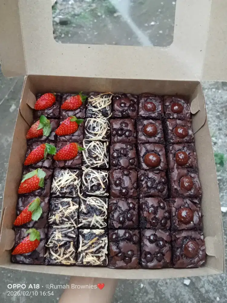 Fudgy Brownies premium