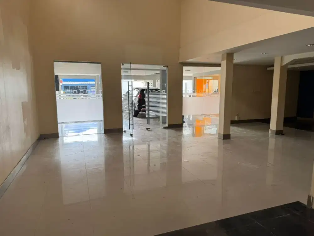 DISEWAKAN RUKO COCOK UNTUK KANTOR/BANK DI CIWASTRA