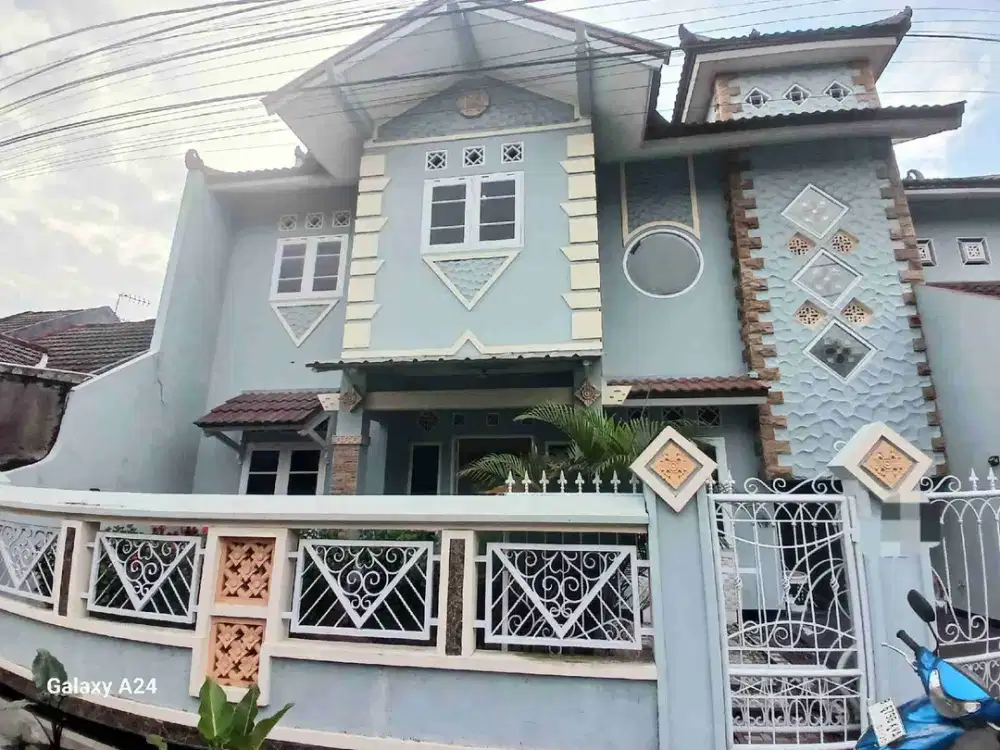 DIJUAL MURAH RUMAH CANTIK BEBAS BANJIR LOKASI STRATEGIS