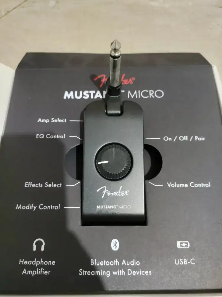 Fender Mustang Micro Guitar Headphone Amplifier, Black