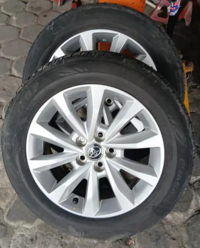 Oem toyota zenix ring 17