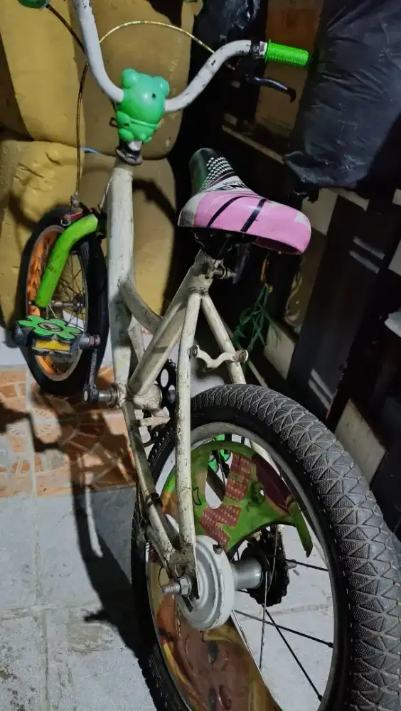 Sepeda anak ukuran 16