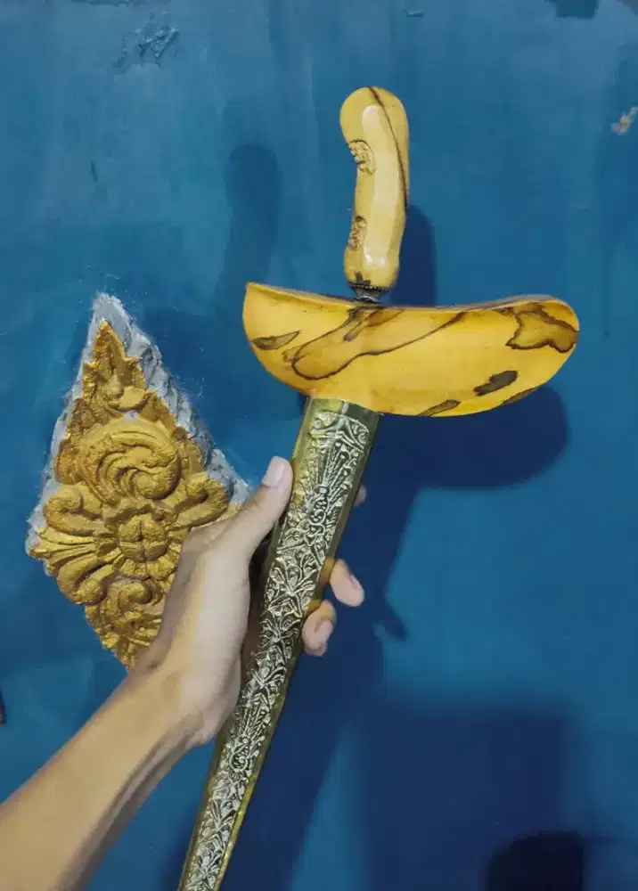 keris kidang mas estetik