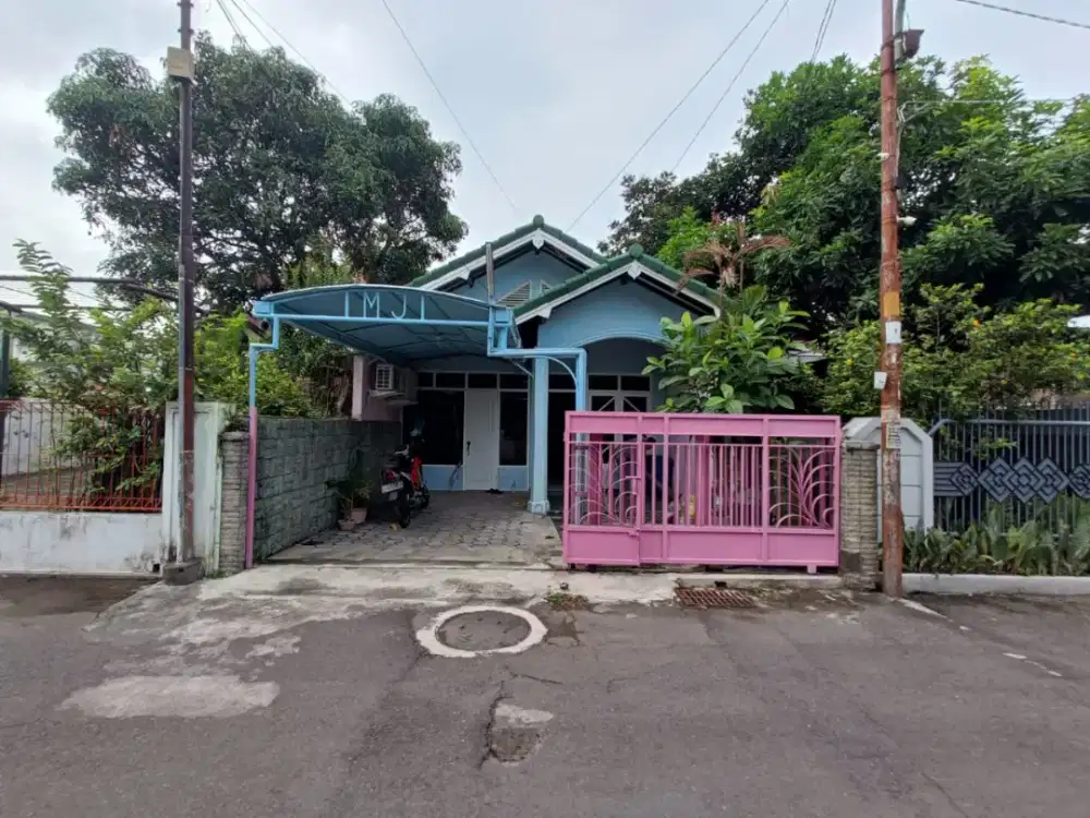 Rumah dekat kampung bule Prawirotaman di area Mantrijeron Yogyakarta