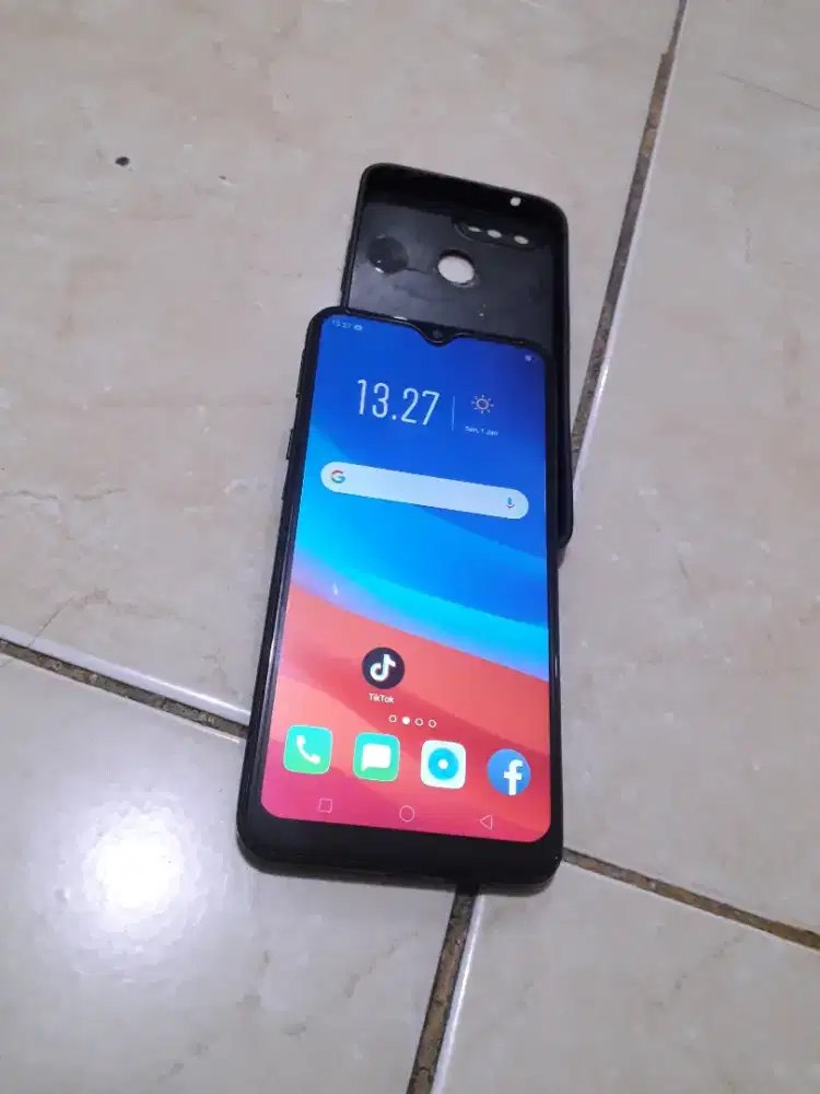 Oppo A5s ram 3/32 normal layar ori mines on of aga mendem tapi bisa