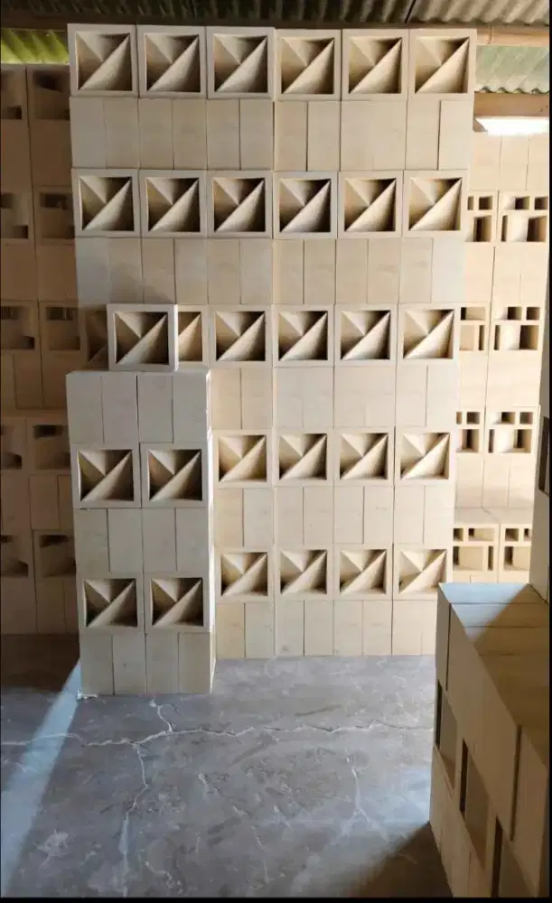 Roster beton minimalis berbagai macam motif