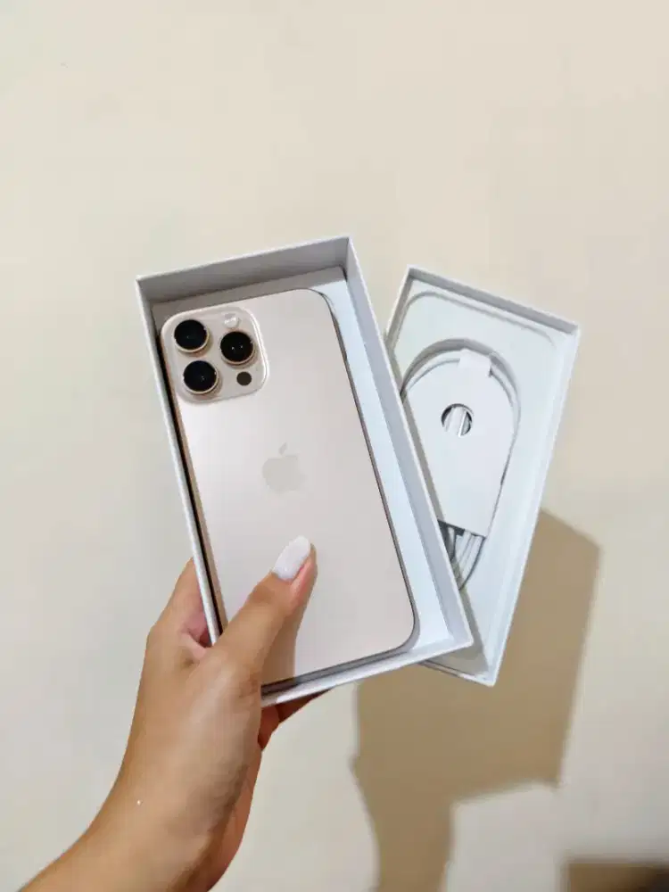 iPhone 16 Pro Max  256Gb  Mei 2026