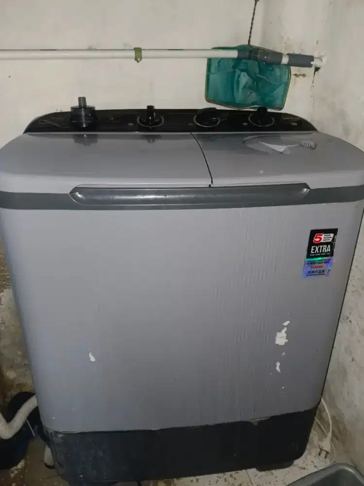 Mesin cuci Sanken 8KG