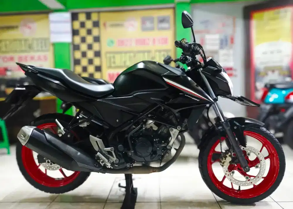 Wy.ISTIMEWA HONDA CB150R LED 2015