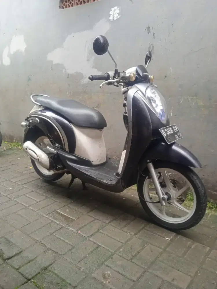 Honda Scoopy karbu th 2011 original ss komplit