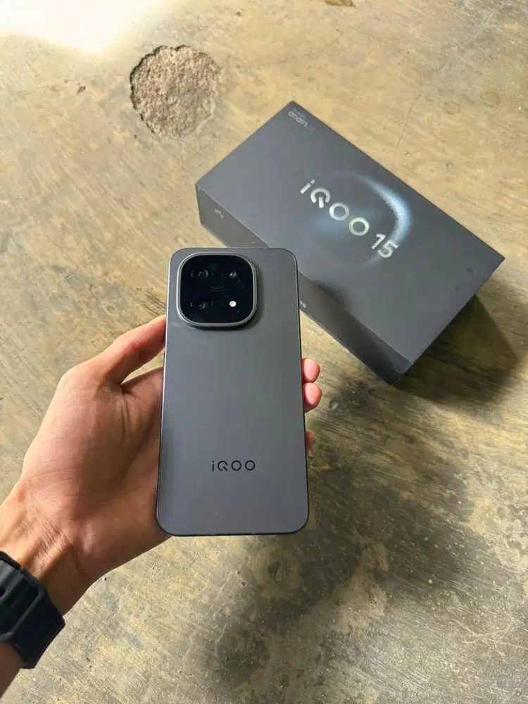 IQOO 15 RAM 16/512GB RESMI