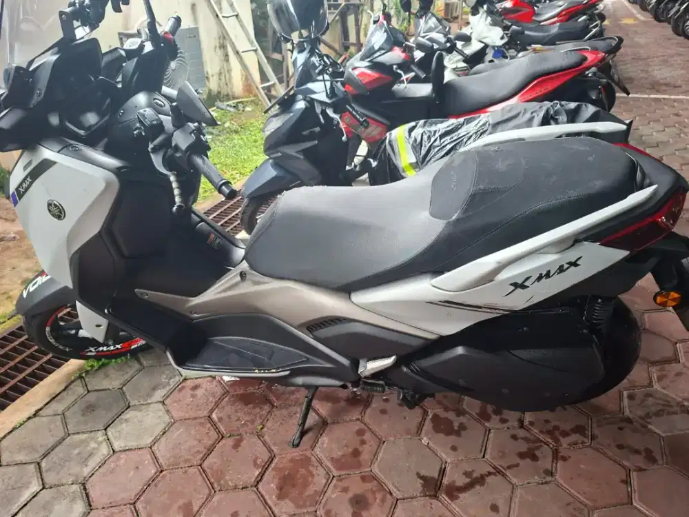 Yamaha X-Max 2024