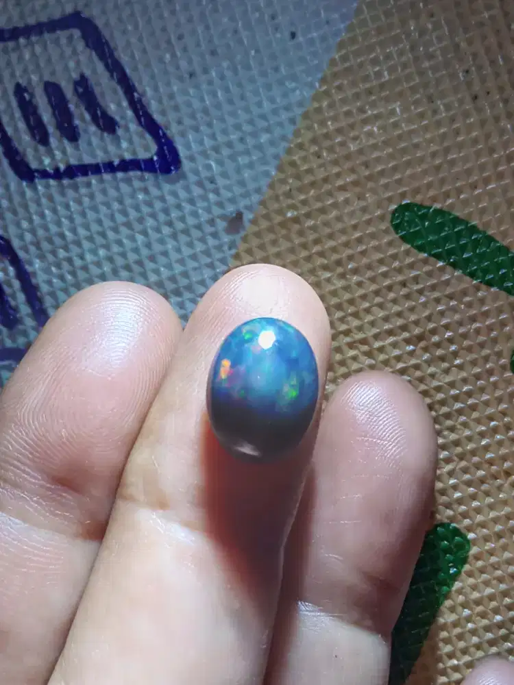 Black opal banten