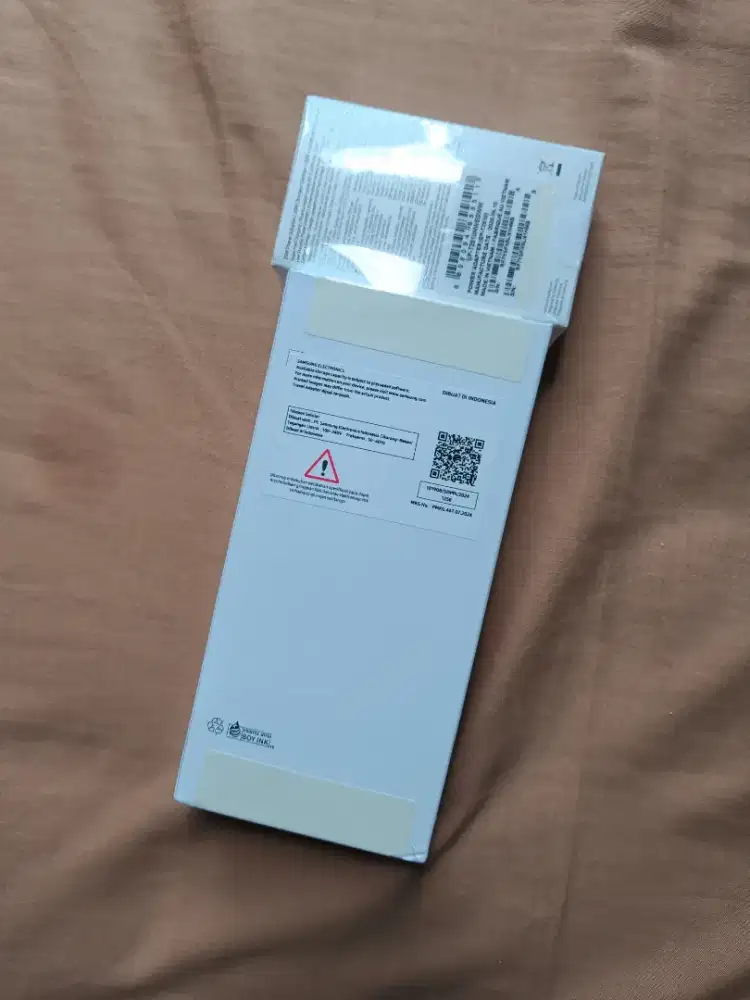 Samsung A06 Black 4/64GB + Travel Adapter 25 W