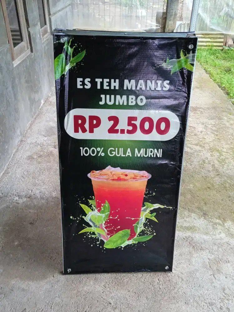 SPANDUK MMT JUALAN ES TEH MANIS JUMBO