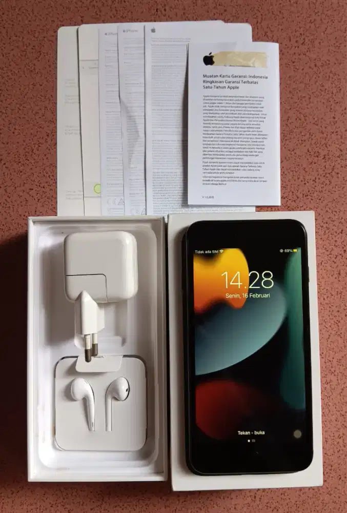 iPhone 7/128GB FULLSET RESMI iBox