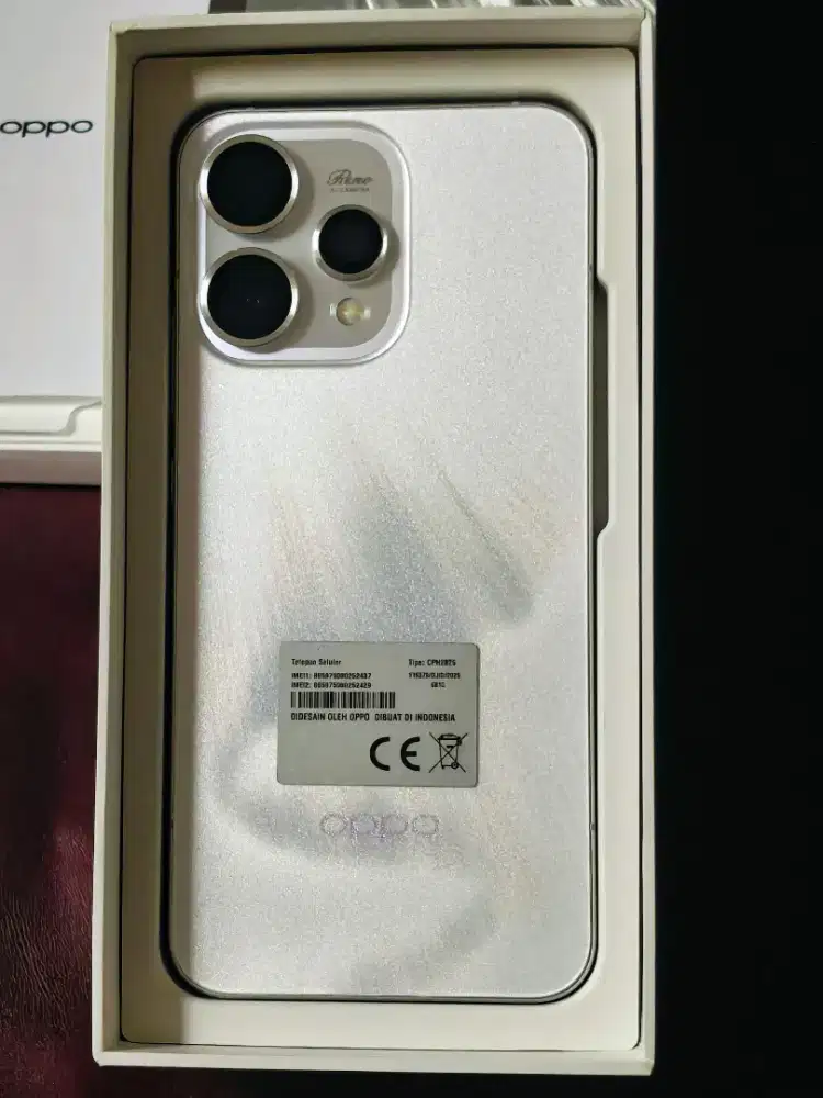 OPPO RENO 15 5G 8 255GB 1BULANAN