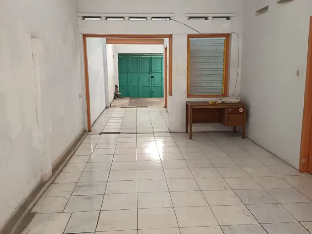 Di jual / sewa  Ruko  Jalan babatan ( sisi jln)  Daerah dulatip