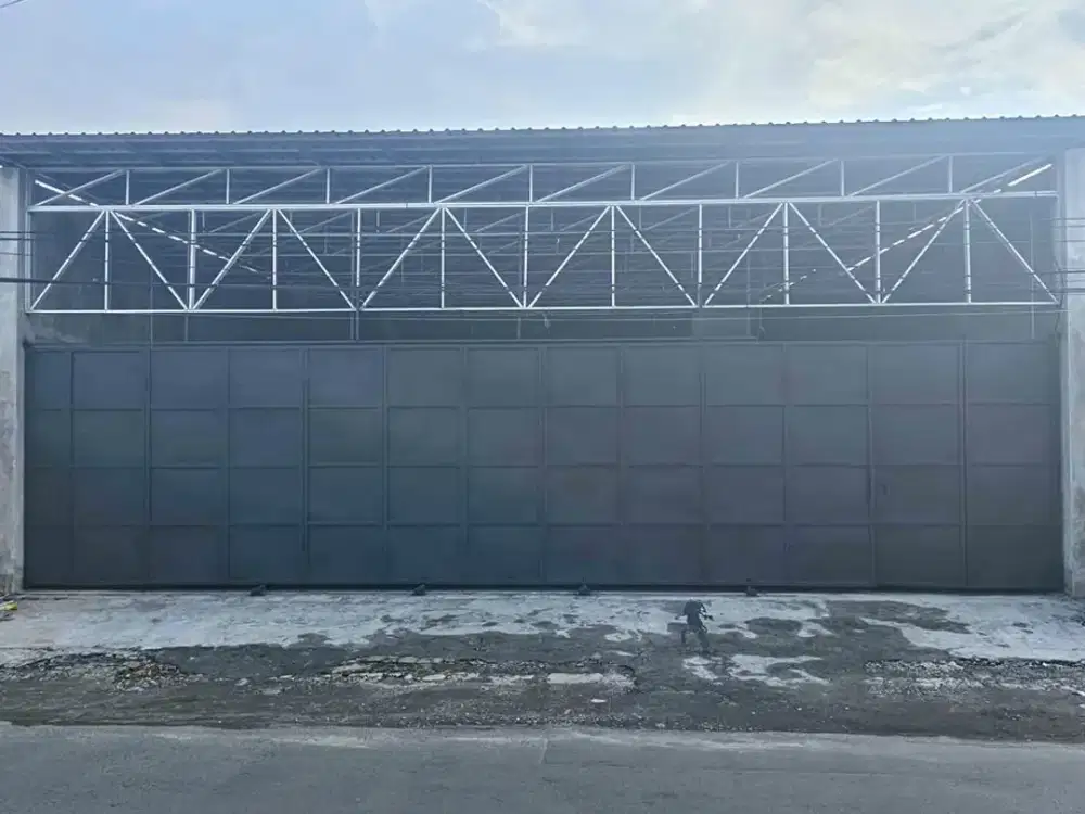 Raya Jambangan Cocok Gudang Strategis dekat Tol Gunungsari