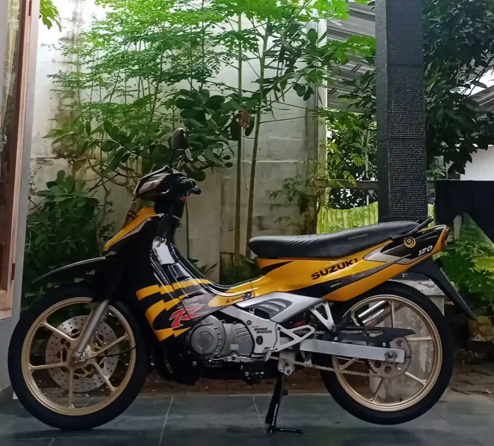 Suzuki satria 2tak