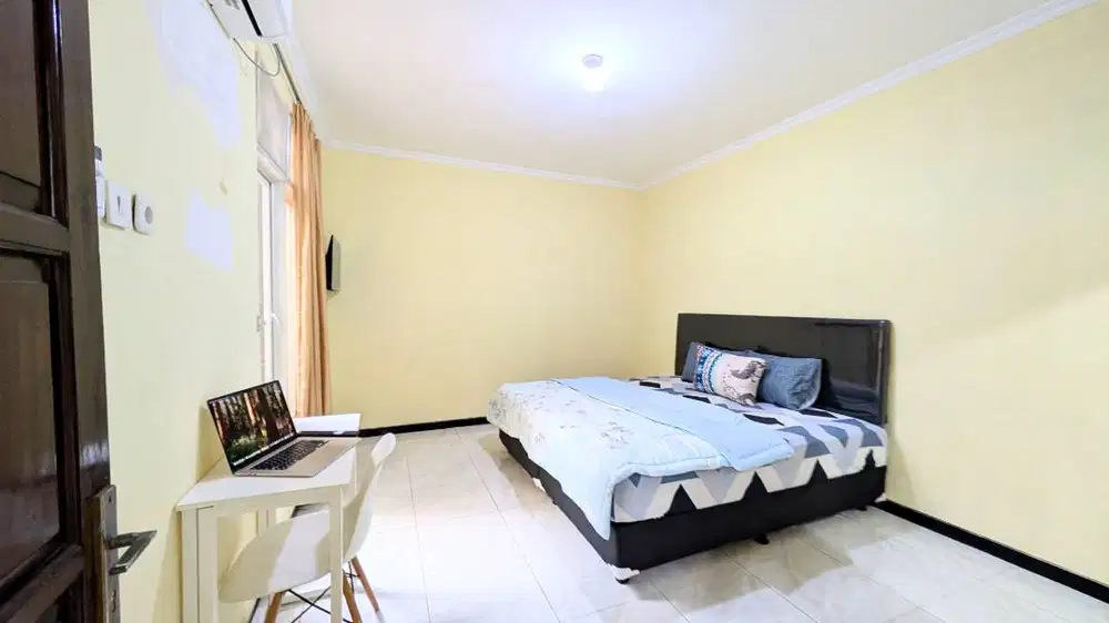 Guesthouse Assistant Manager