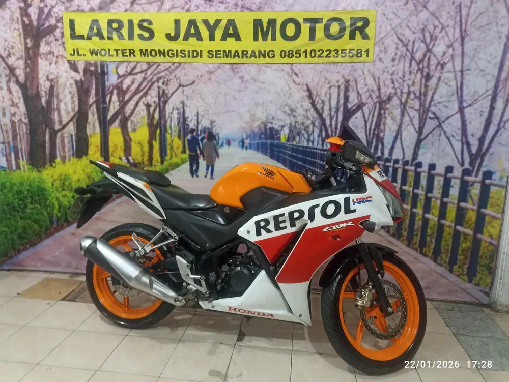 Honda CBR 150 repsol