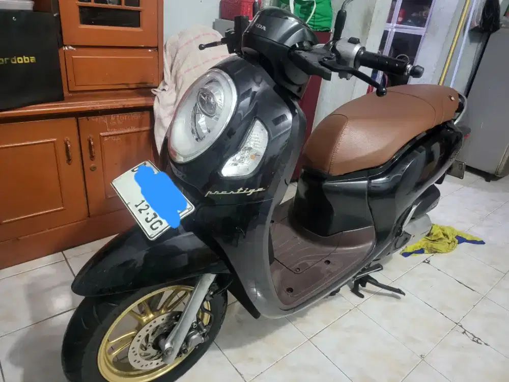 SCOOPY PRESTIGE 2020 AKHIR