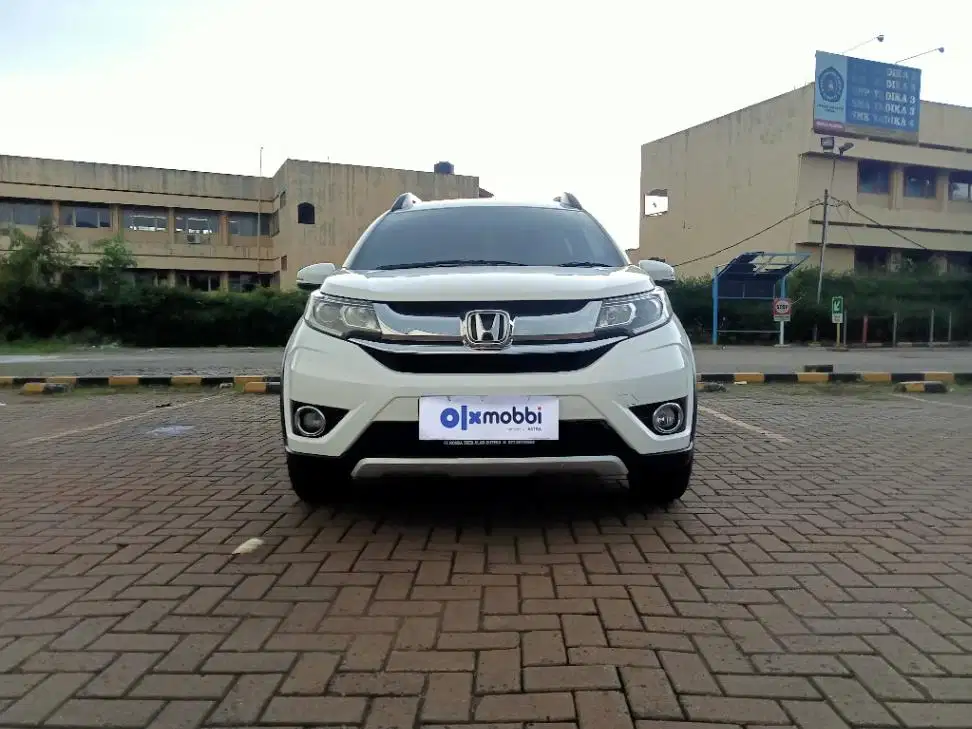 TDP 9,JT, Garansi Mesin 1th Honda BR-V 1.5 E Bensin-AT Putih 2019